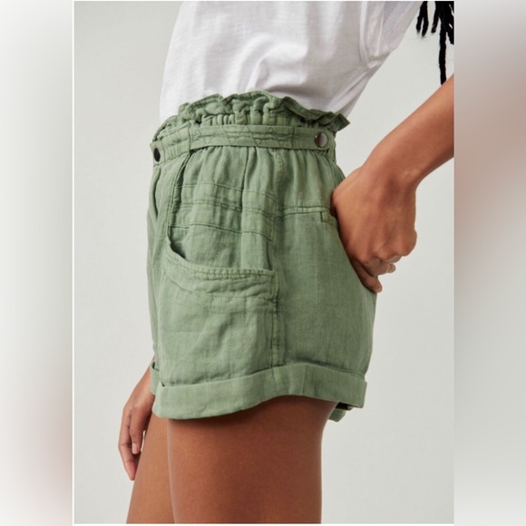 NWT Free People Topanga Cuff Shorts in Oil Green - Picture 12 of 14